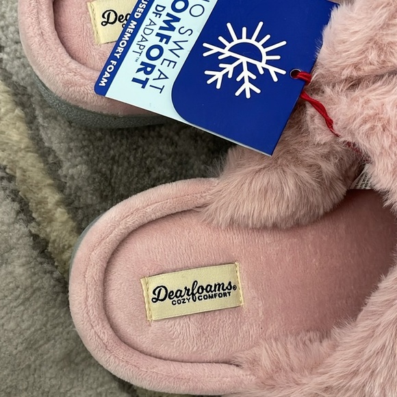 Dearfoam Slippers - Picture 3 of 6